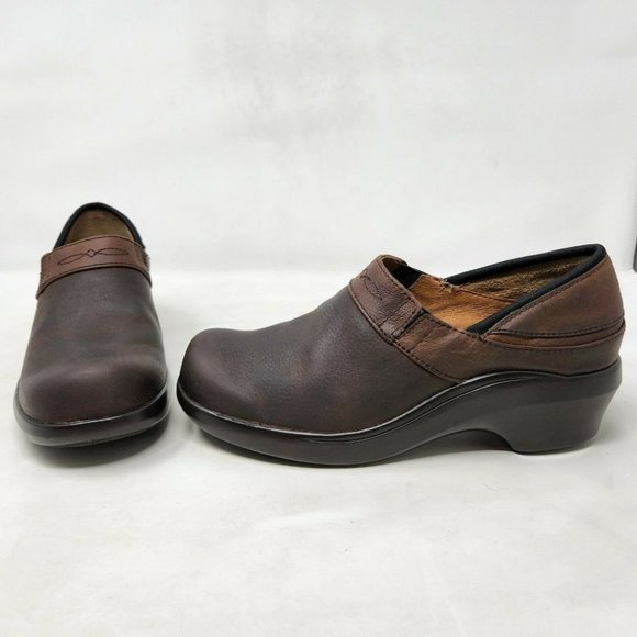 Ariat Shoes - ARIAT SANTA CRUZ SHOES WOMENS SIZE 9.5 C SLIP ON BROWN CLOGS WORK COMFORT